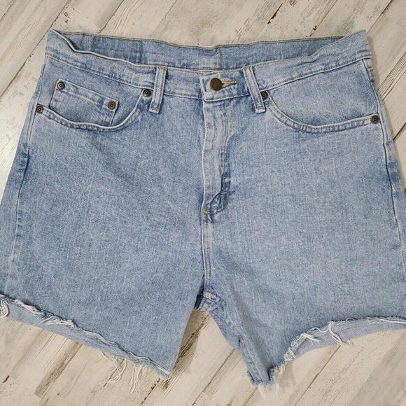 Vintage Wrangler Cut Off Shorts Jean Denim 32 Waist High Waisted Relaxed - Picture 1 of 6
